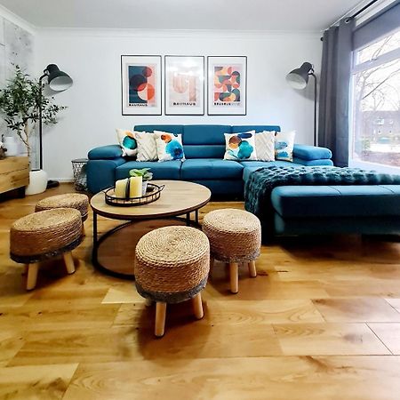 Bright 3Br Walking Distance To Town - Free Parking Apartman Glasgow Kültér fotó
