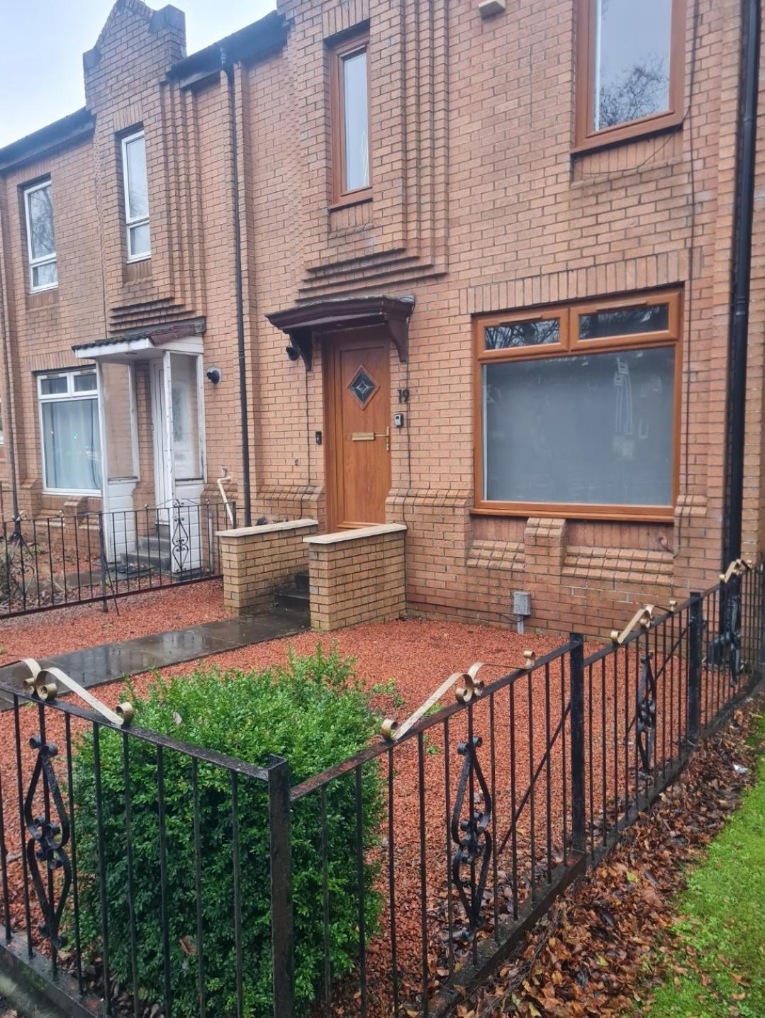Bright 3Br Walking Distance To Town - Free Parking Apartman Glasgow Kültér fotó